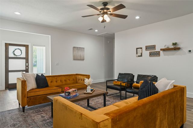 532 W Florence Street, Denison, TX 75020