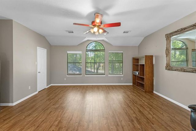 30631 Tealcrest Estates Drive, Spring, TX 77386