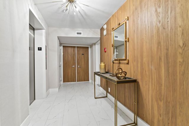 2800 S Ocean Boulevard Apt 5-j, Boca Raton, FL 33432
