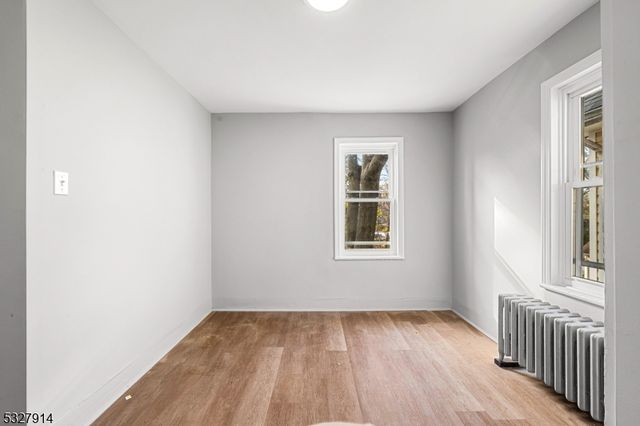 320 Lee Pl, Plainfield City, NJ 07063