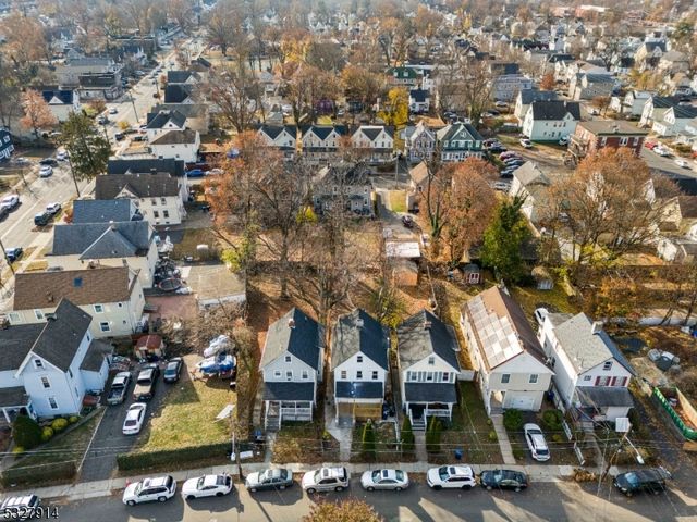 320 Lee Pl, Plainfield City, NJ 07063