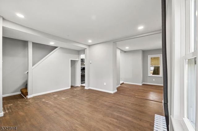 320 Lee Pl, Plainfield City, NJ 07063