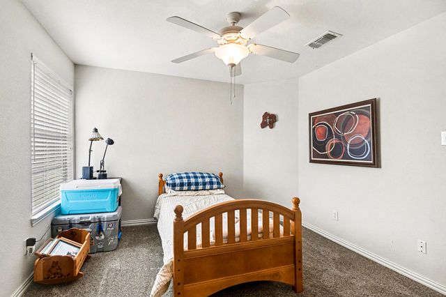 8421 Parkdale Drive, North Richland Hills, TX 76182