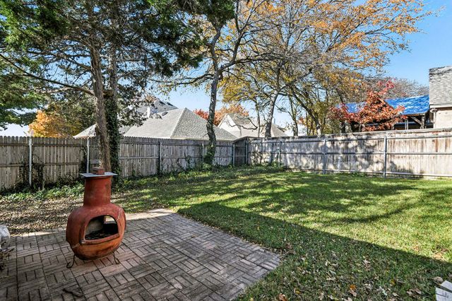 8421 Parkdale Drive, North Richland Hills, TX 76182