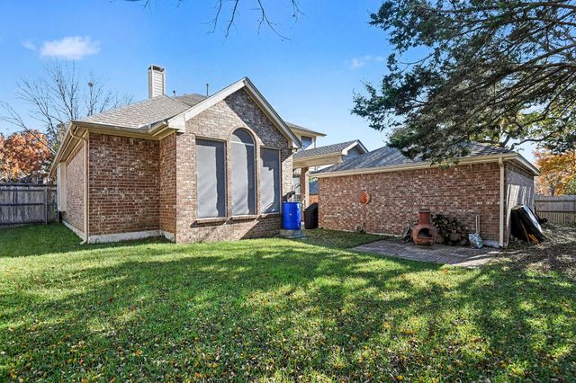 8421 Parkdale Drive, North Richland Hills, TX 76182