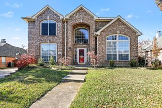 8421 Parkdale Drive, North Richland Hills, TX 76182