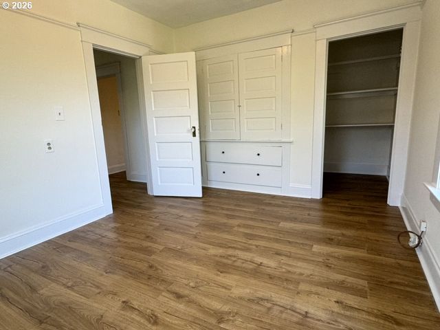 3507 Se SALMON St, Portland, OR 97214