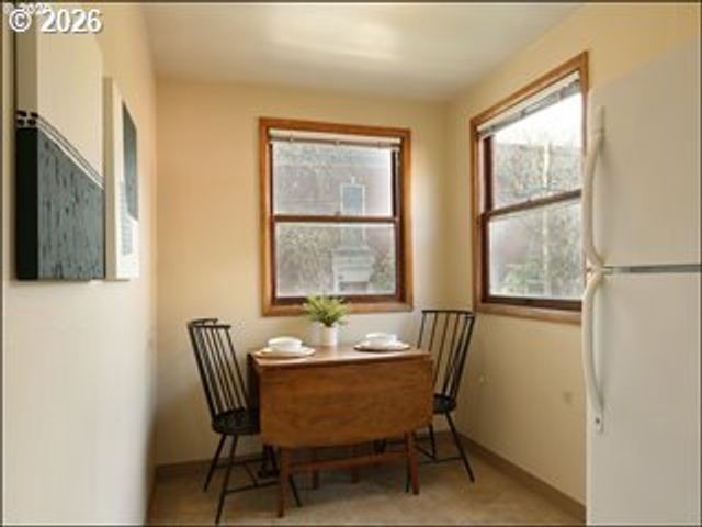 3507 Se SALMON St, Portland, OR 97214