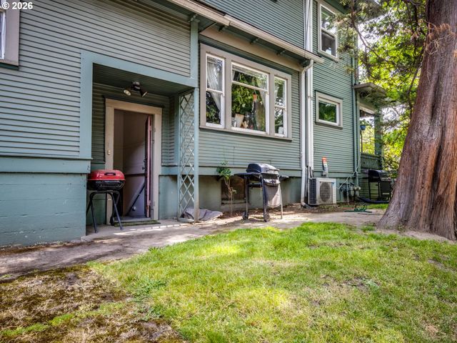 3507 Se SALMON St, Portland, OR 97214