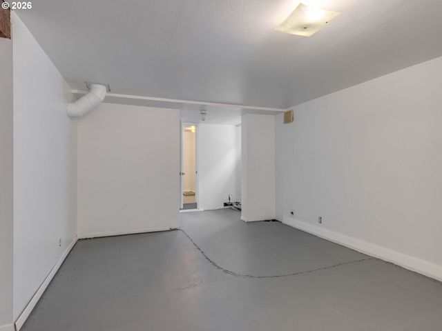 3507 Se SALMON St, Portland, OR 97214