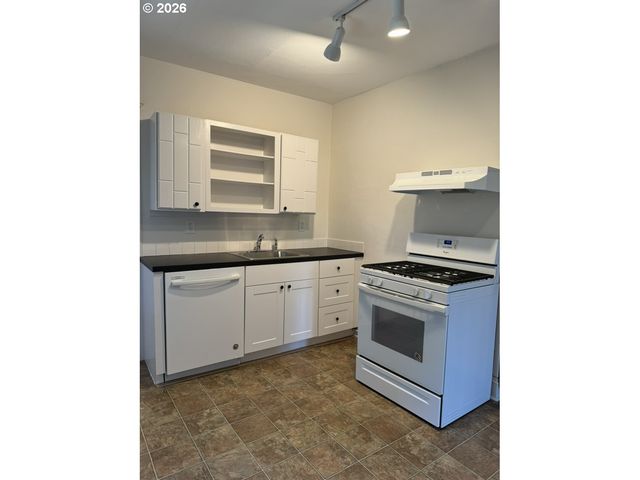 3507 Se SALMON St, Portland, OR 97214