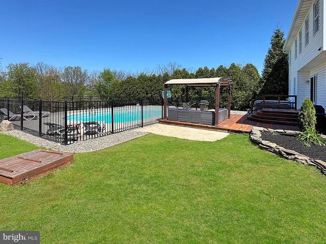 115 GOLF DR, Gilbertsville, PA 19525