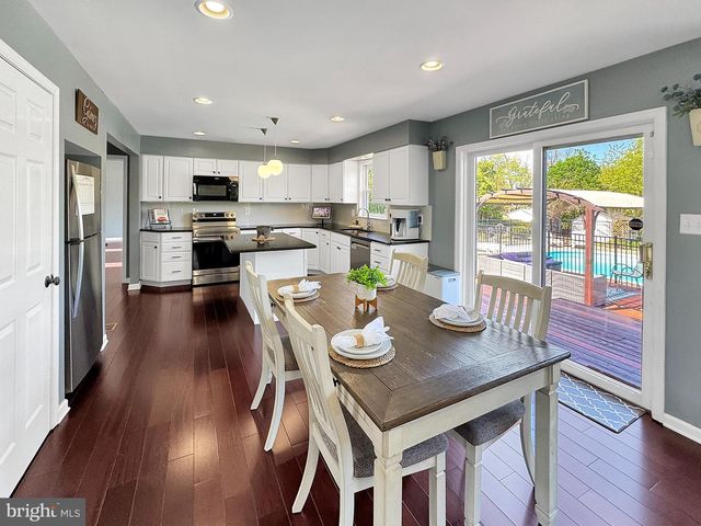 115 GOLF DR, Gilbertsville, PA 19525