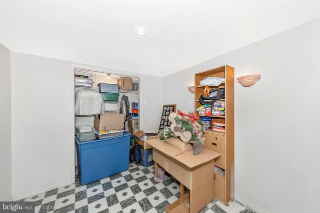 273 WYNGATE DR, Frederick, MD 21701