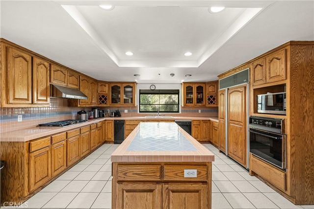 15930 Esquilime, Chino Hills, CA 91709