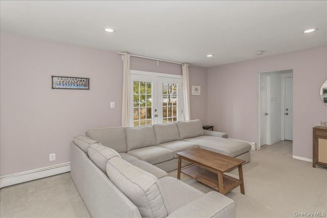 11 Jeanne Road, Lake Grove, NY 11755