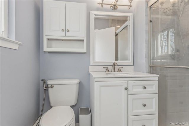 11 Jeanne Road, Lake Grove, NY 11755