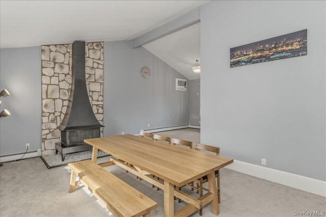 11 Jeanne Road, Lake Grove, NY 11755