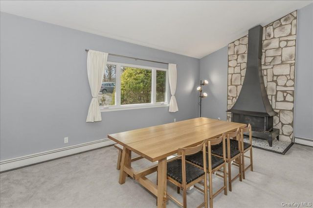 11 Jeanne Road, Lake Grove, NY 11755