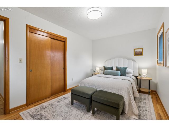 4511 Se HOWE St, Milwaukie, OR 97222