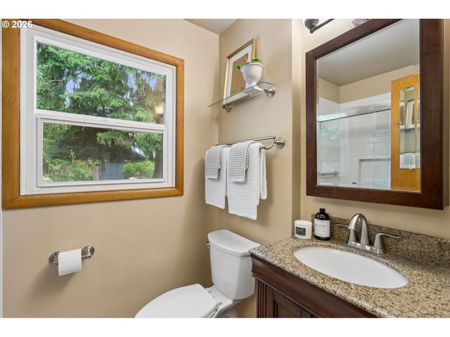4511 Se HOWE St, Milwaukie, OR 97222