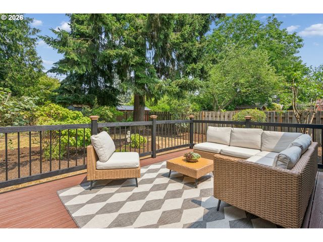 4511 Se HOWE St, Milwaukie, OR 97222