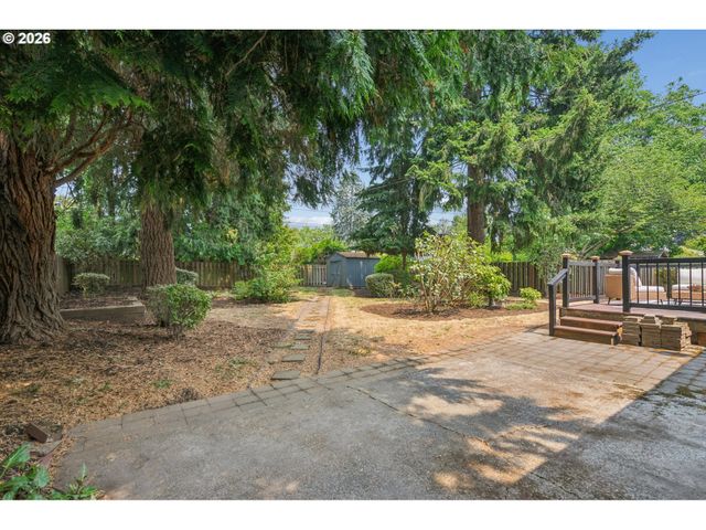 4511 Se HOWE St, Milwaukie, OR 97222