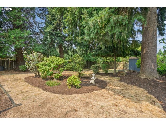 4511 Se HOWE St, Milwaukie, OR 97222