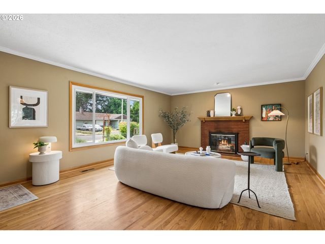4511 Se HOWE St, Milwaukie, OR 97222