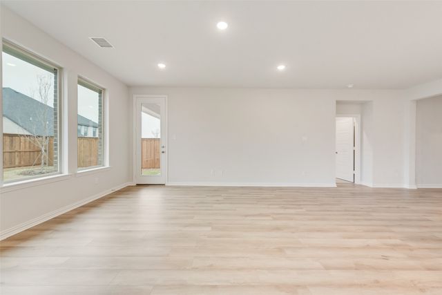 157 Hatherley Street, Little Elm, TX 75068