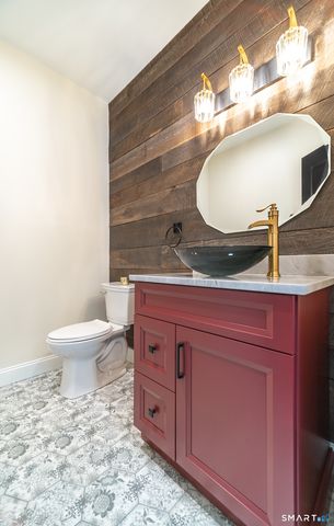 25 Silver Springs Drive, Haddam, CT 06441