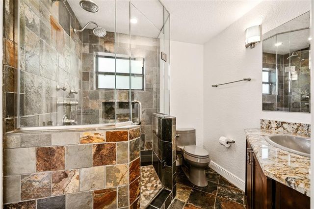 183 LAKESIDE CIRCLE, Sanford, FL 32773