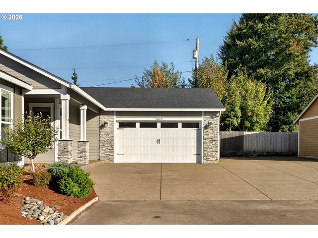 7825 MARIE Ln, Keizer, OR 97303