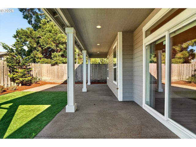 7825 MARIE Ln, Keizer, OR 97303