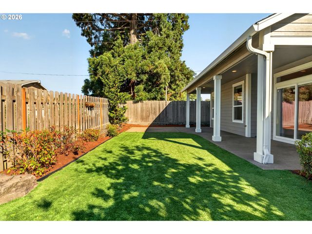7825 MARIE Ln, Keizer, OR 97303