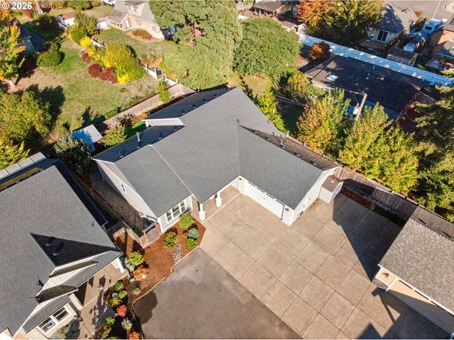 7825 MARIE Ln, Keizer, OR 97303