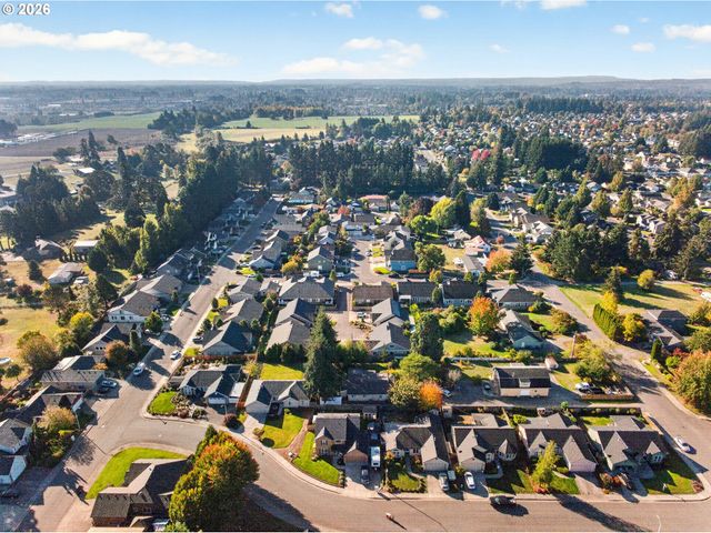 7825 MARIE Ln, Keizer, OR 97303