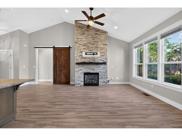 7825 MARIE Ln, Keizer, OR 97303