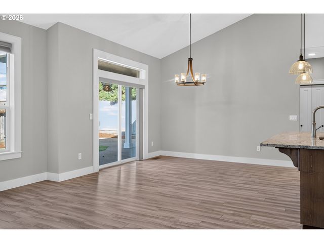 7825 MARIE Ln, Keizer, OR 97303