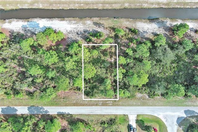 1261 Naples AVE S, Fort Myers, FL 33913