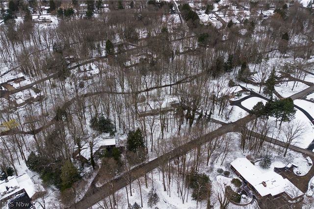 50 Redfern Drive, Youngstown, OH 44505