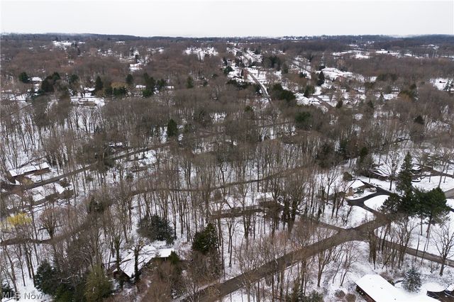 50 Redfern Drive, Youngstown, OH 44505