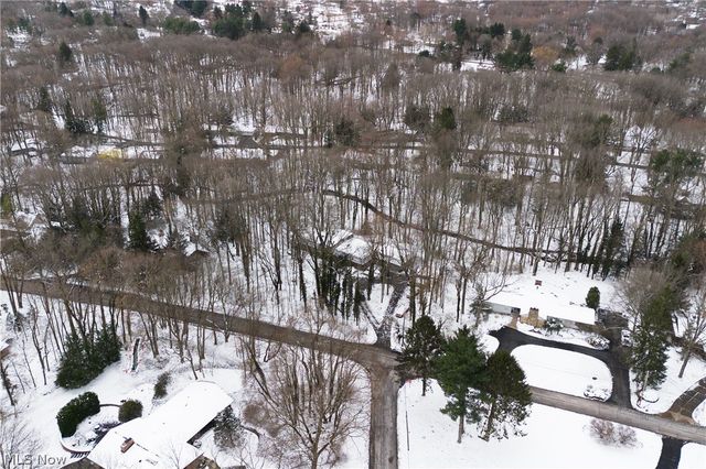 50 Redfern Drive, Youngstown, OH 44505