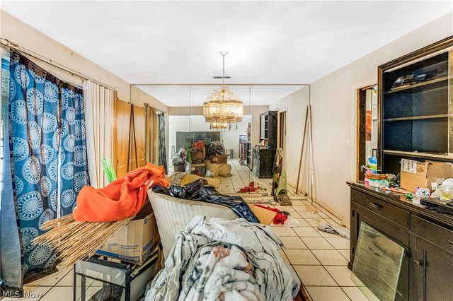 50 Redfern Drive, Youngstown, OH 44505