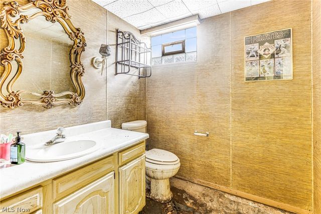 50 Redfern Drive, Youngstown, OH 44505