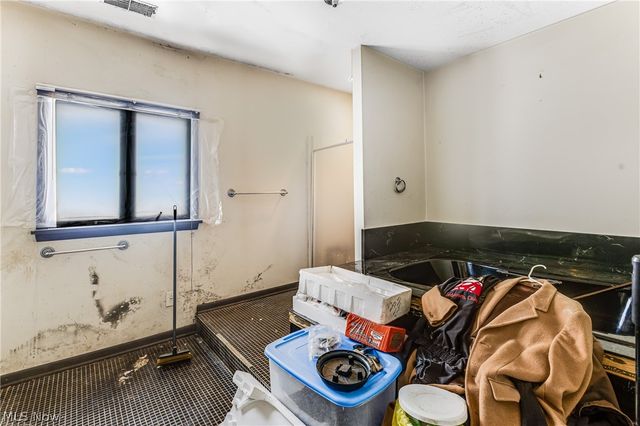 50 Redfern Drive, Youngstown, OH 44505