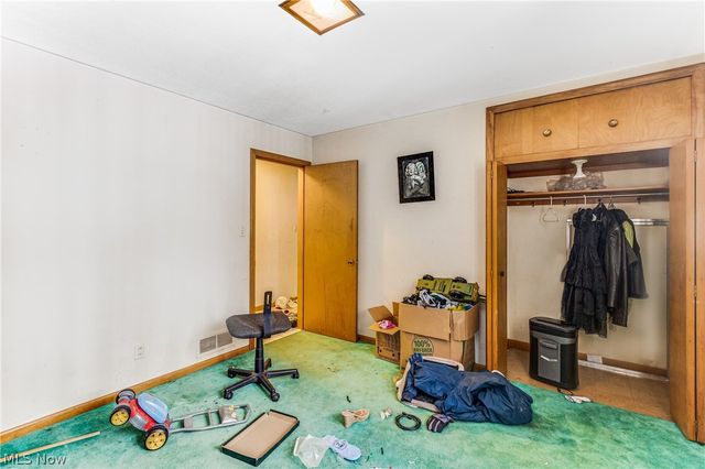 50 Redfern Drive, Youngstown, OH 44505