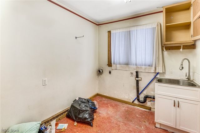 50 Redfern Drive, Youngstown, OH 44505