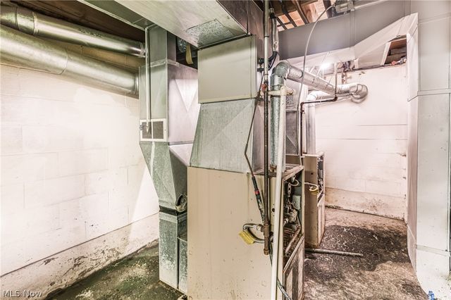 50 Redfern Drive, Youngstown, OH 44505