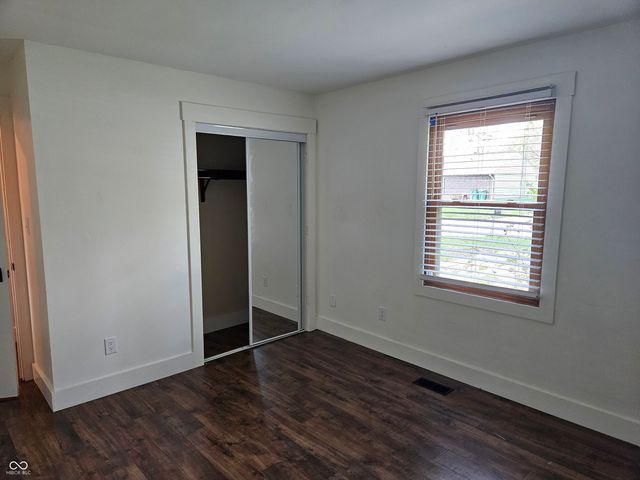 24 Sleepy Hollow Drive, Westfield, IN 46074